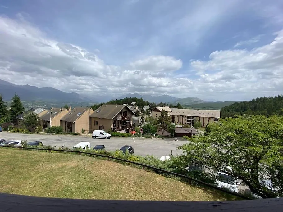 Laye Station - Les Arolles A - 4 Personnes Apartment 0*,  France