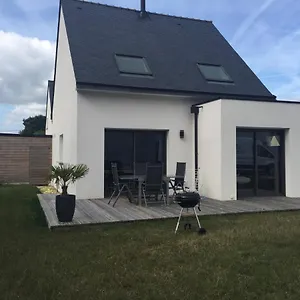 https://agrable-maison-moderne.inbrittany.com